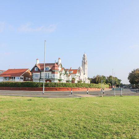 Вилла 6D Clifton Drive Литам-Сент-Эннс Экстерьер фото